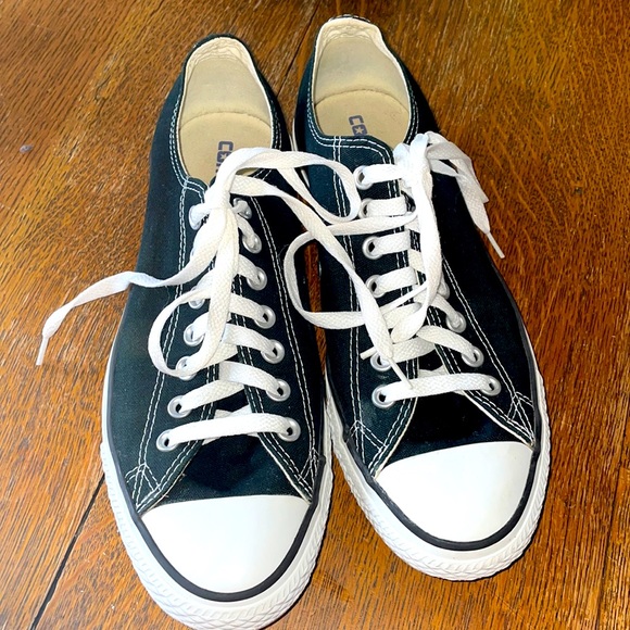 🍭CONVERSE ALL STARS CHUCKS BLACK & WHITE UNISEX